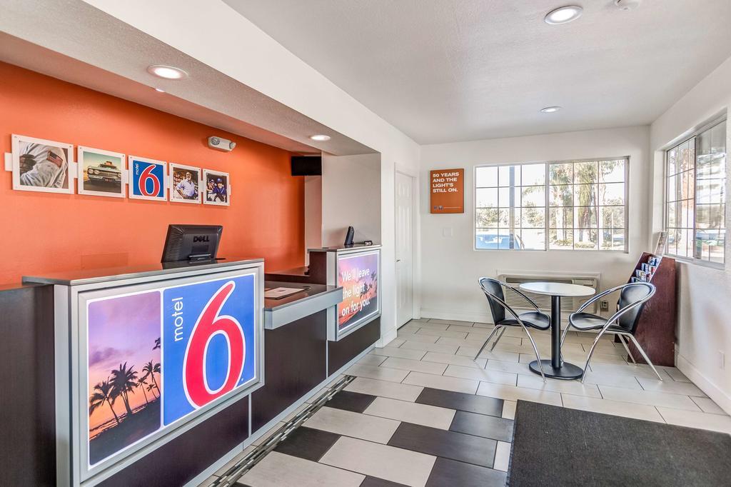 Motel 6-Visalia, Ca מראה חיצוני תמונה