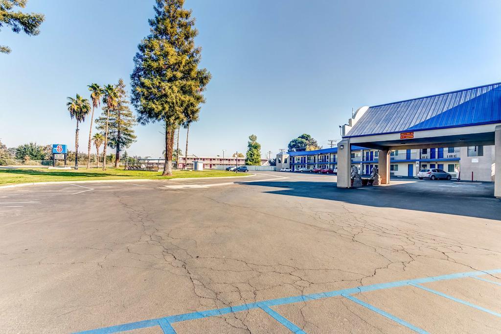 Motel 6-Visalia, Ca מראה חיצוני תמונה