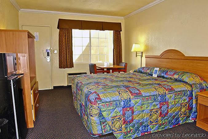 Motel 6-Visalia, Ca מראה חיצוני תמונה